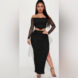 Elegant Black Ruched Skirt Set